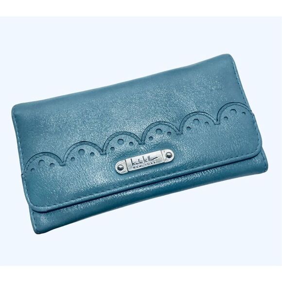 Nicole Miller Wallet - Picture 1 of 4